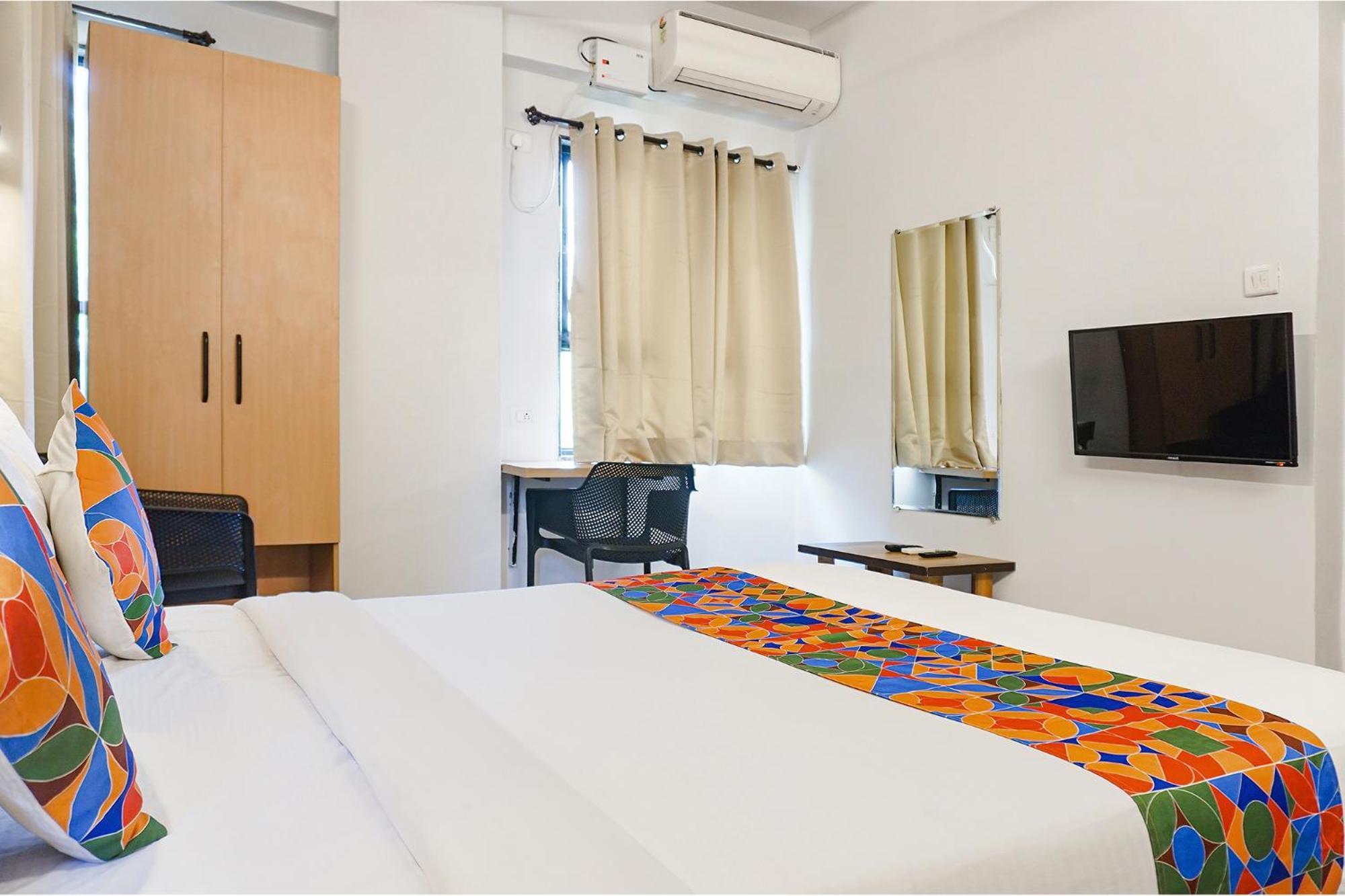 Fabhotel Aura Homes - Nr Khandoba Mandir Pimpri-Chinchwad Buitenkant foto