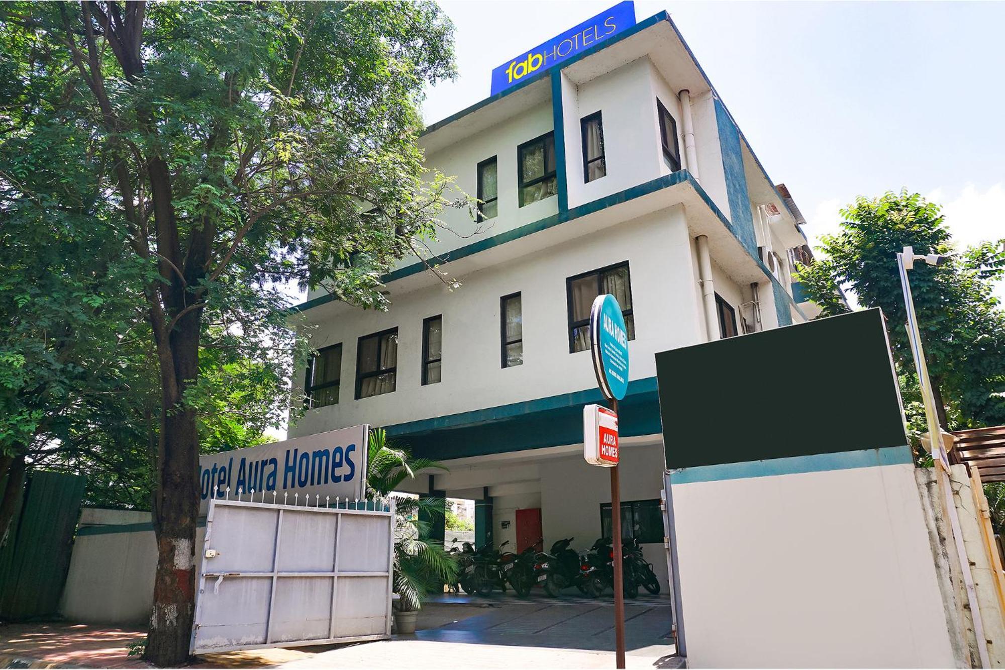 Fabhotel Aura Homes - Nr Khandoba Mandir Pimpri-Chinchwad Buitenkant foto